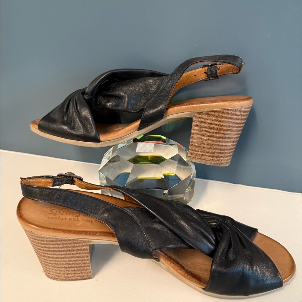Spring Step Black Leather Heeled Sandals
